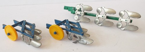 Britains lot ploughs - britains,