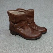 Clarks Lined Ankle Boots Women's Size UK 8 Brown Leather Buckle Block Heel