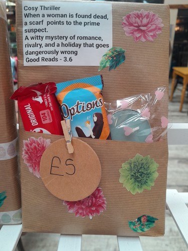 Blind date with book - blind,