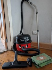 Henry Xtra Vacuum Cleaner -