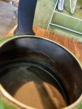 Dark green traditional Le