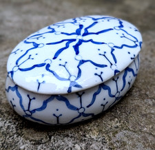 Vtg Chinese Porcelain Trinket Pot Box Geometric Jewellery Container Blue White
