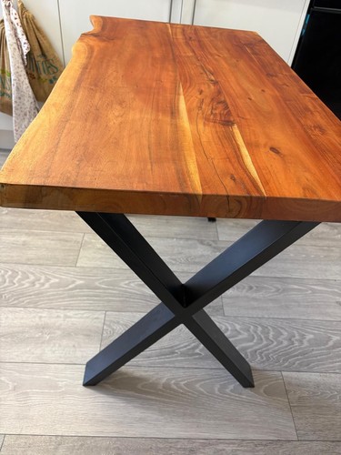Live edge dining - live,