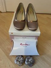 Rainbow Club Dusky Pink Satin Shoes & Clip-on Jewelled Shoe Decorations. Size 5