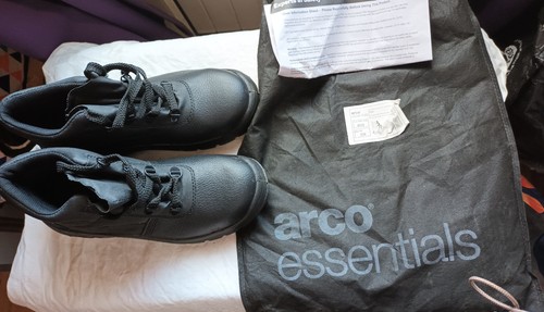 New arco essentials black - arco,