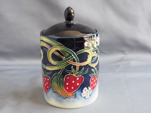 Old tupton ware - ware, strawberry