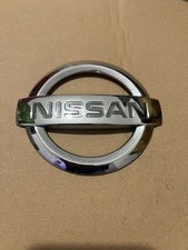 NISSAN - VINTAGE  CAR BADGE /