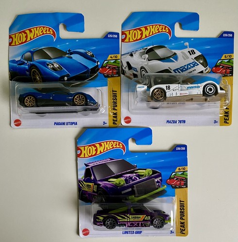 Hot wheels car bundle - 3, peak