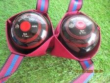 Superb GREENMASTER Crown Green Bowls   2-10  with matching Carrier.  2 Full Bias