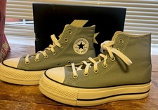 Brand New Never Worn Light