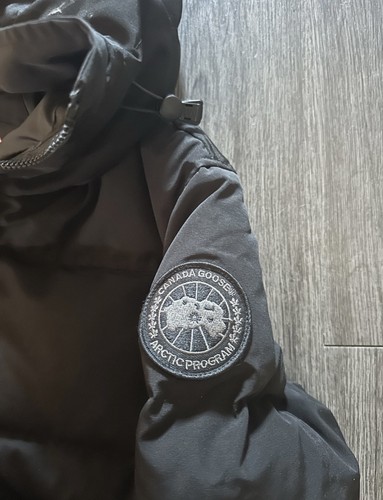 Canada goose jacket small - ,