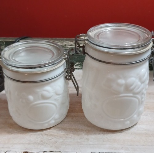 2pc white embossed - 2pc,