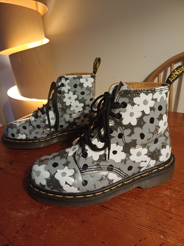 Vintage 90s martens 8175 - vintage,