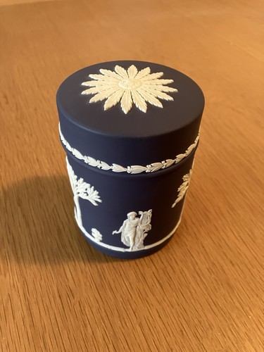 Vintage wedgwood jasperware - wedgwood,