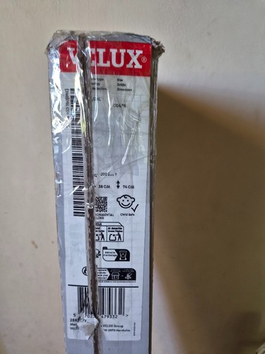 Velux blackout solar powered