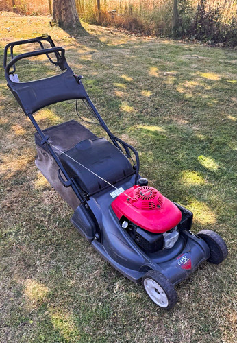 Honda hrx 476 petrol - push, lawn