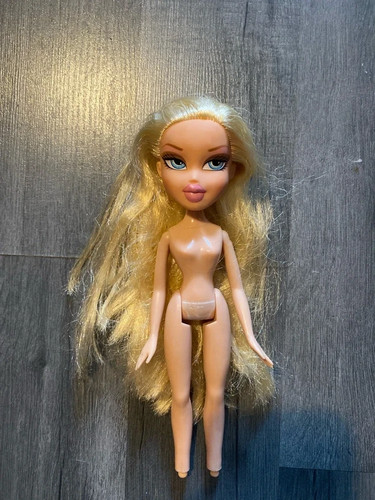 Bratz world house cloe