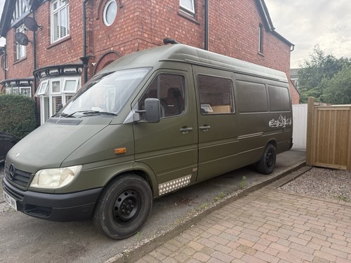 Mercedes sprinter camper - mercedes,