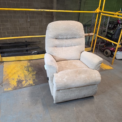 Beige fabric manual recliner - fabric,