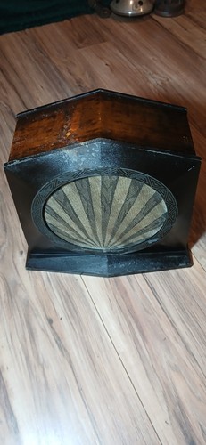Vintage art deco radio speaker - art,