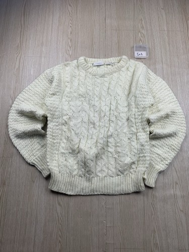 Sweater bee hand - sweater,