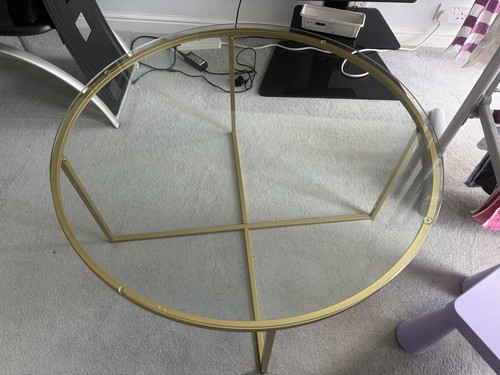 Round gold metal side table - gold,