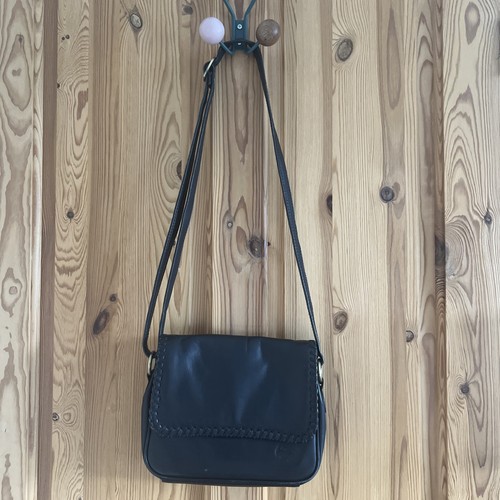 Gigi black leather crossbody - black,