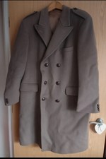Crombie taupe wool overcoat with viscose brown lining and brown button details
