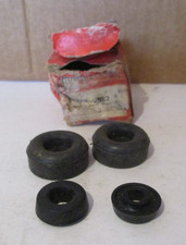 BWR2522 New QH Front Wheel Cylinder Repair Kit Fits: Bond Hillman Imp