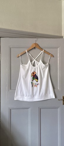 Toucan play white - ‘toucan,