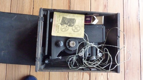Specto 8mm 16mm projector - ,