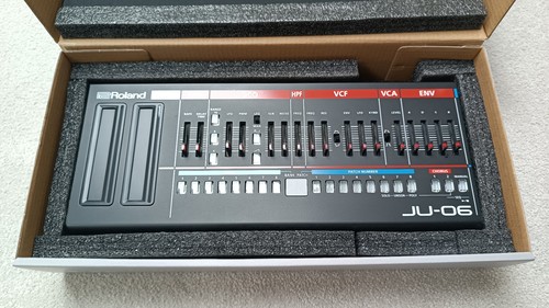 Roland synthesizer - roland,