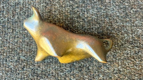 Bronze sculpture bull - sculpture, signed