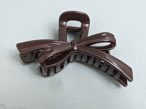 Large brown bow - bow, clip