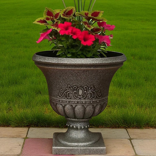 Classic black urn planter - black,