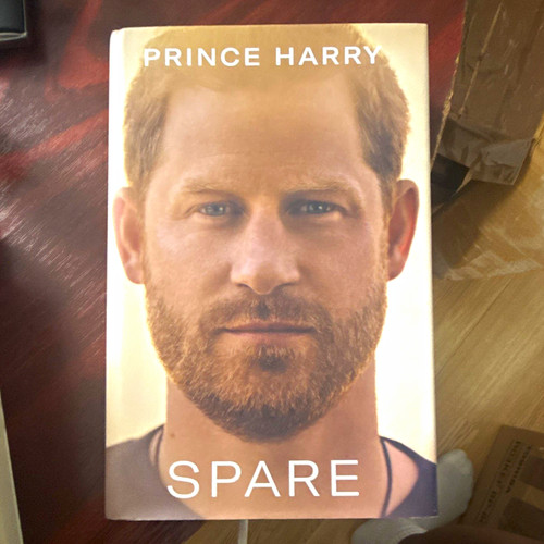 Prince harry spare hardcover - harry,