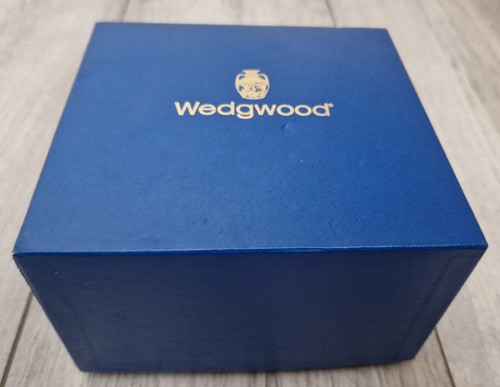 Wedgwood empty blue box - blue,