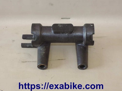 Front brake distributor - brake,