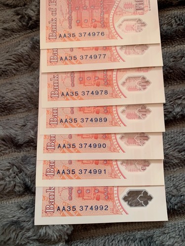 Aa35 notes consecutive - 7x, £50