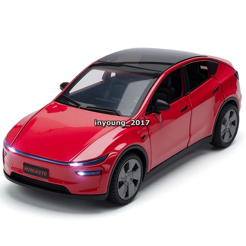 2025 tesla model y - 1:32,