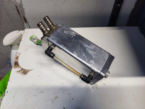 Polished oil catch - oil, tank
