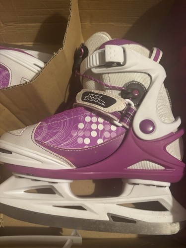 Fear girls ice skates worn - no,