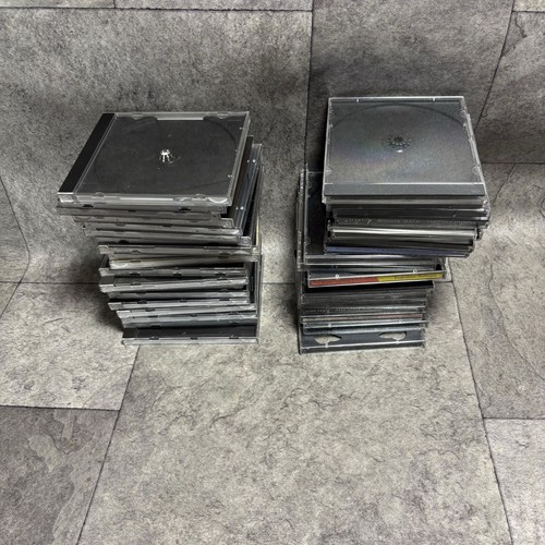 38x empty jewel cases - empty,