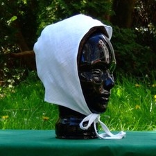 Women Men Garb Medieval