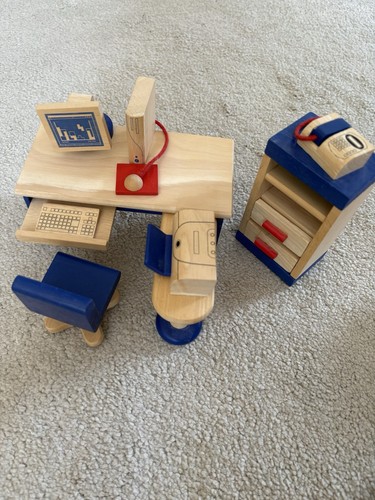 Pintoy wooden dolls - pintoy, house