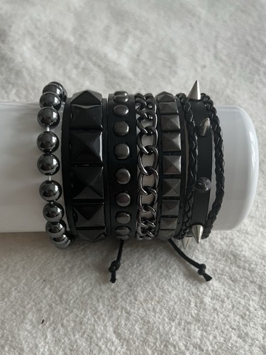 Black pyramid spike chain bead - chain,
