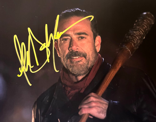 Walking dead signed 8x10 - walking, 8x10"
