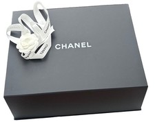 Chanel box with magnetic - magnetic, lid