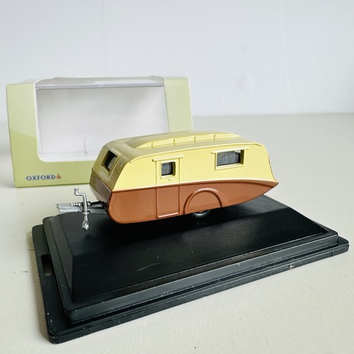 Oxford diecast cream - diecast, &