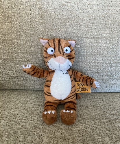Room the broom - on, plush